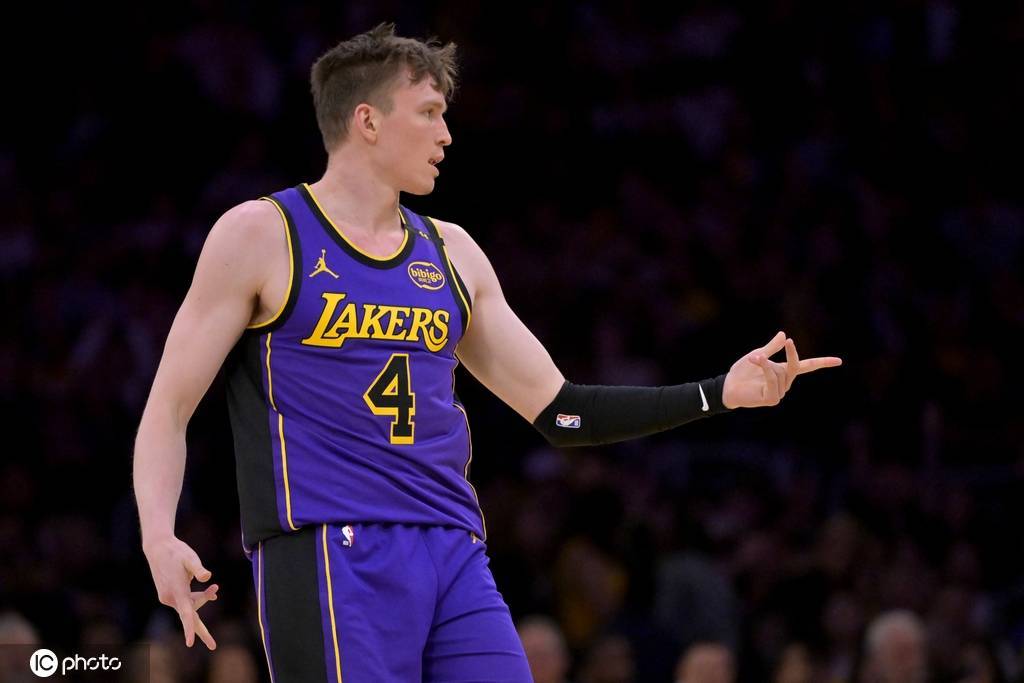 为了斯玛特!曝湖人正在运作一笔涉及克内克特的交易